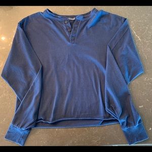 Brandy Melville Long Sleeve Crop Top